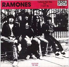RAMONES - Carbona Not Glue