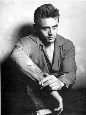 James Dean - kauernd