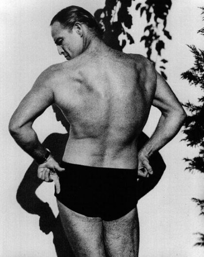 Marlon Brando - Body Building